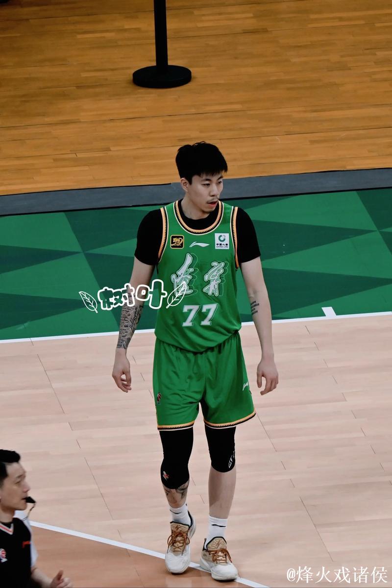 付豪17+11张镇麟13分 辽宁5人上双轻取四川