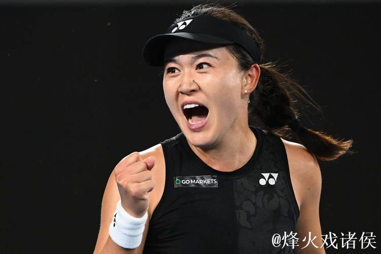 从1-4到6-4！31岁朱琳从世界493位杀回，澳网再现“神剧本”